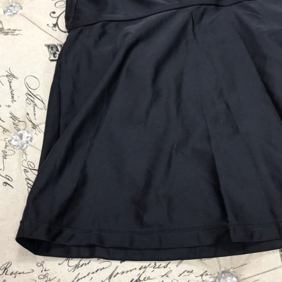 Mermaid Maternity Swim Skirt With Attached Briefs - Picture 5 of 7